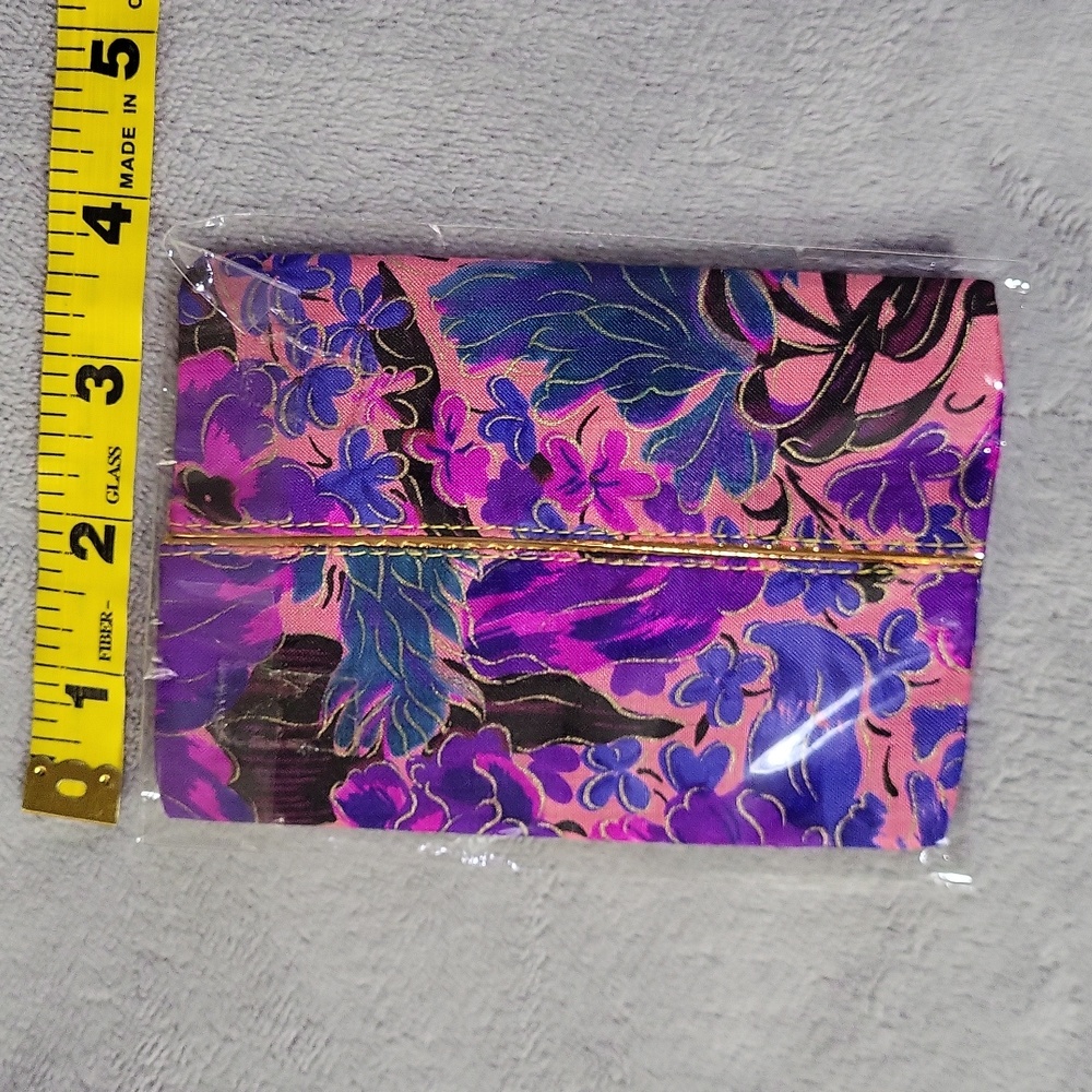 NIB Tissue Pack Holder - Picture 5 of 5